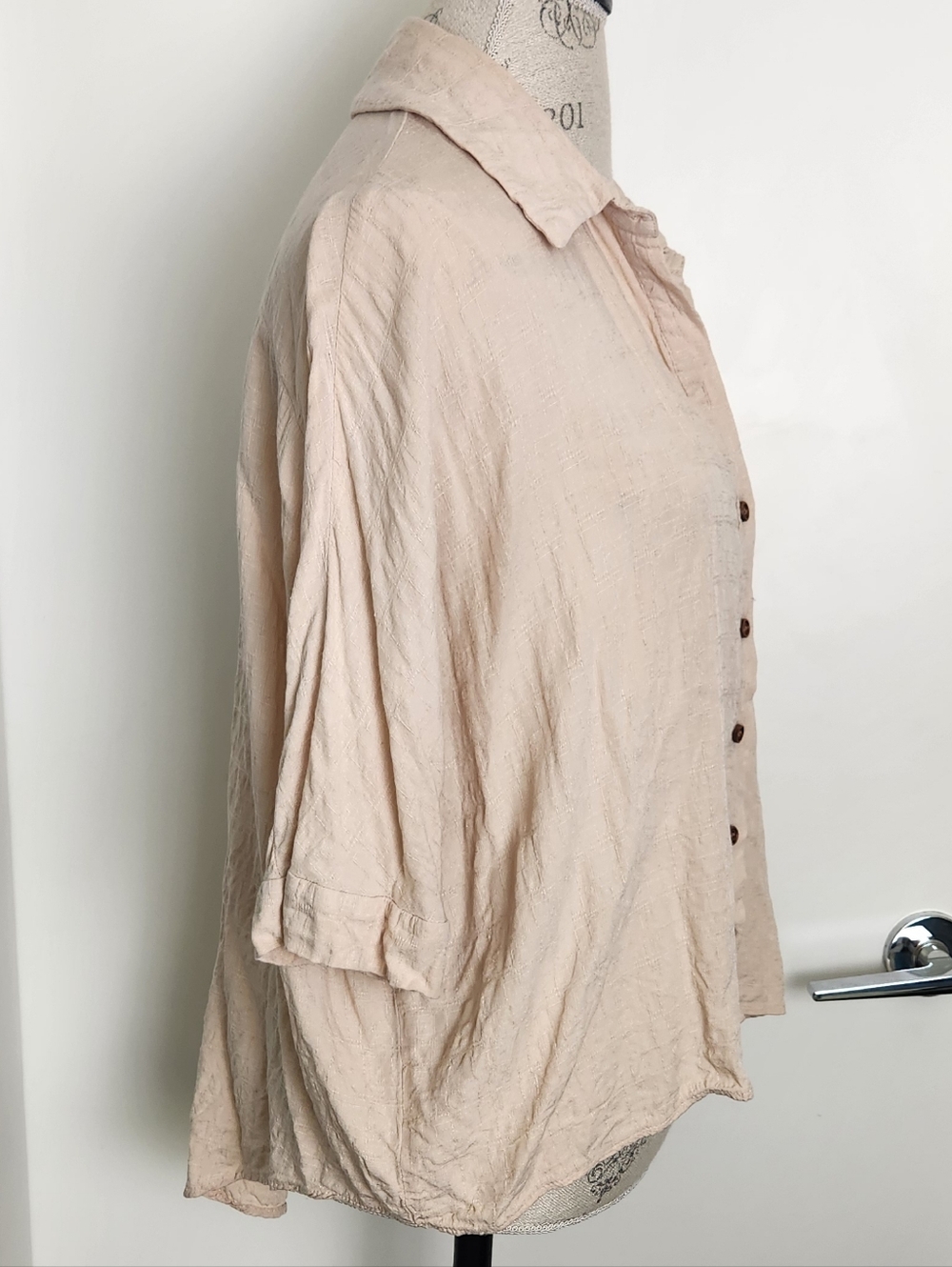 Vintage Beige Buttonup Safari Shirt - Picture 6 of 16